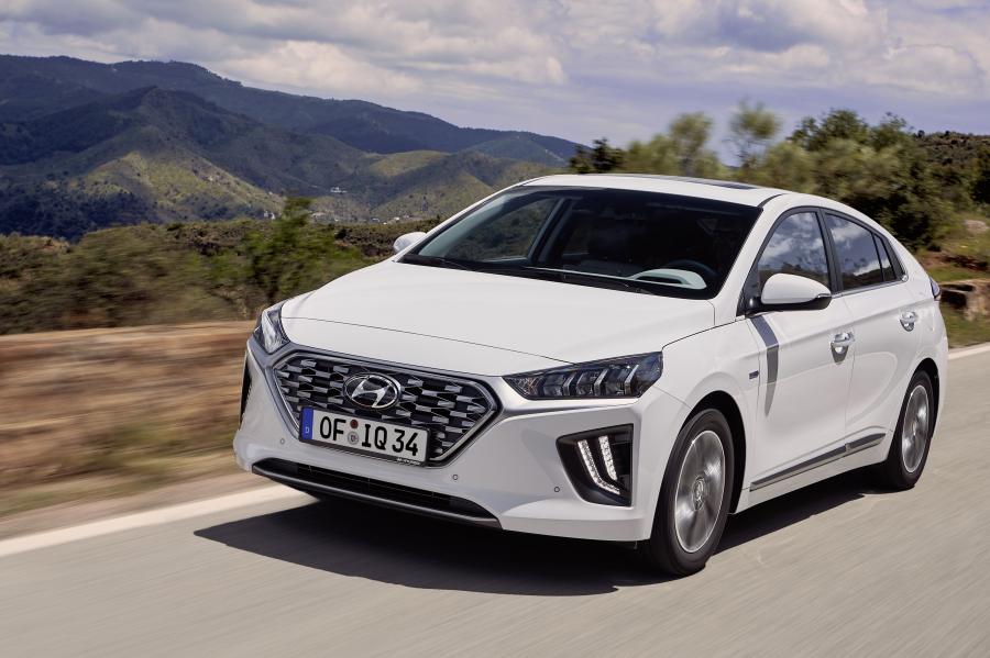  Hyundai IONIQ hybrid (AE) 2019 года  (WW) (фото 17 из 42)